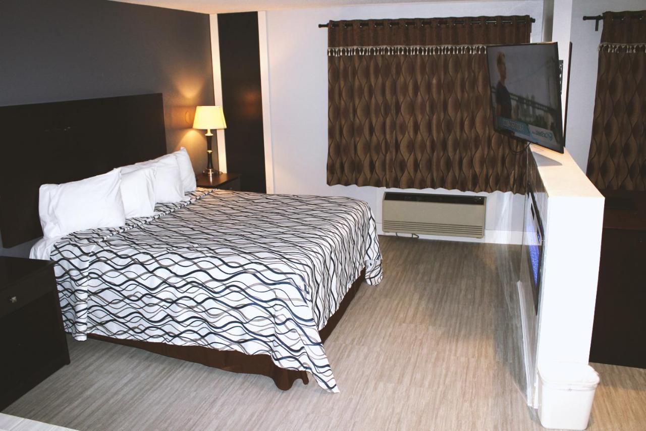 Coratel Inn & Suites By Jasper Hastings ภายนอก รูปภาพ