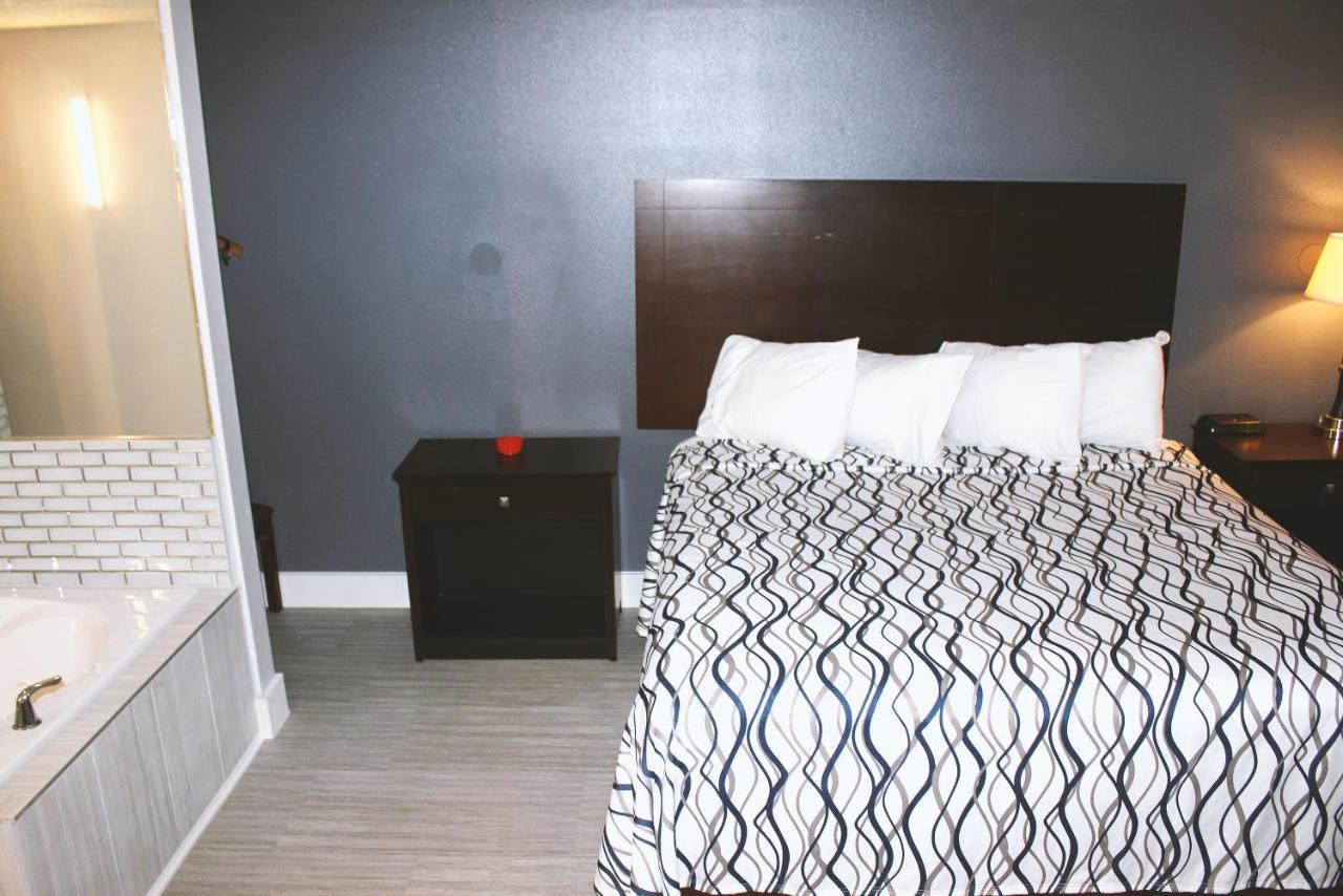 Coratel Inn & Suites By Jasper Hastings ภายนอก รูปภาพ