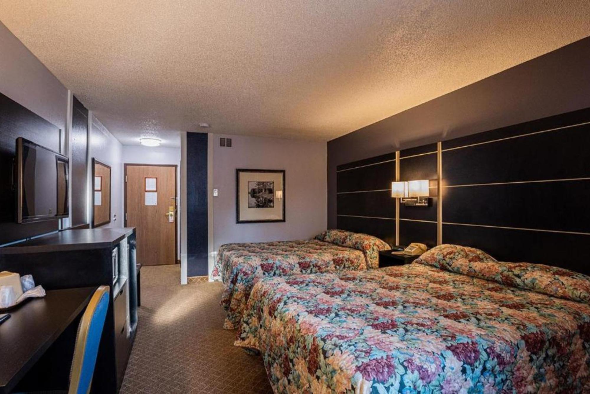 Coratel Inn & Suites By Jasper Hastings ภายนอก รูปภาพ