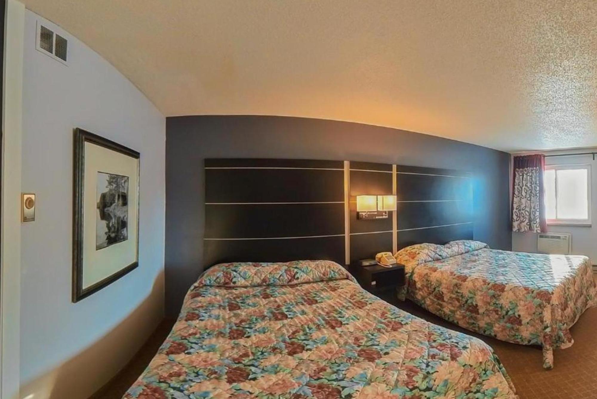 Coratel Inn & Suites By Jasper Hastings ภายนอก รูปภาพ